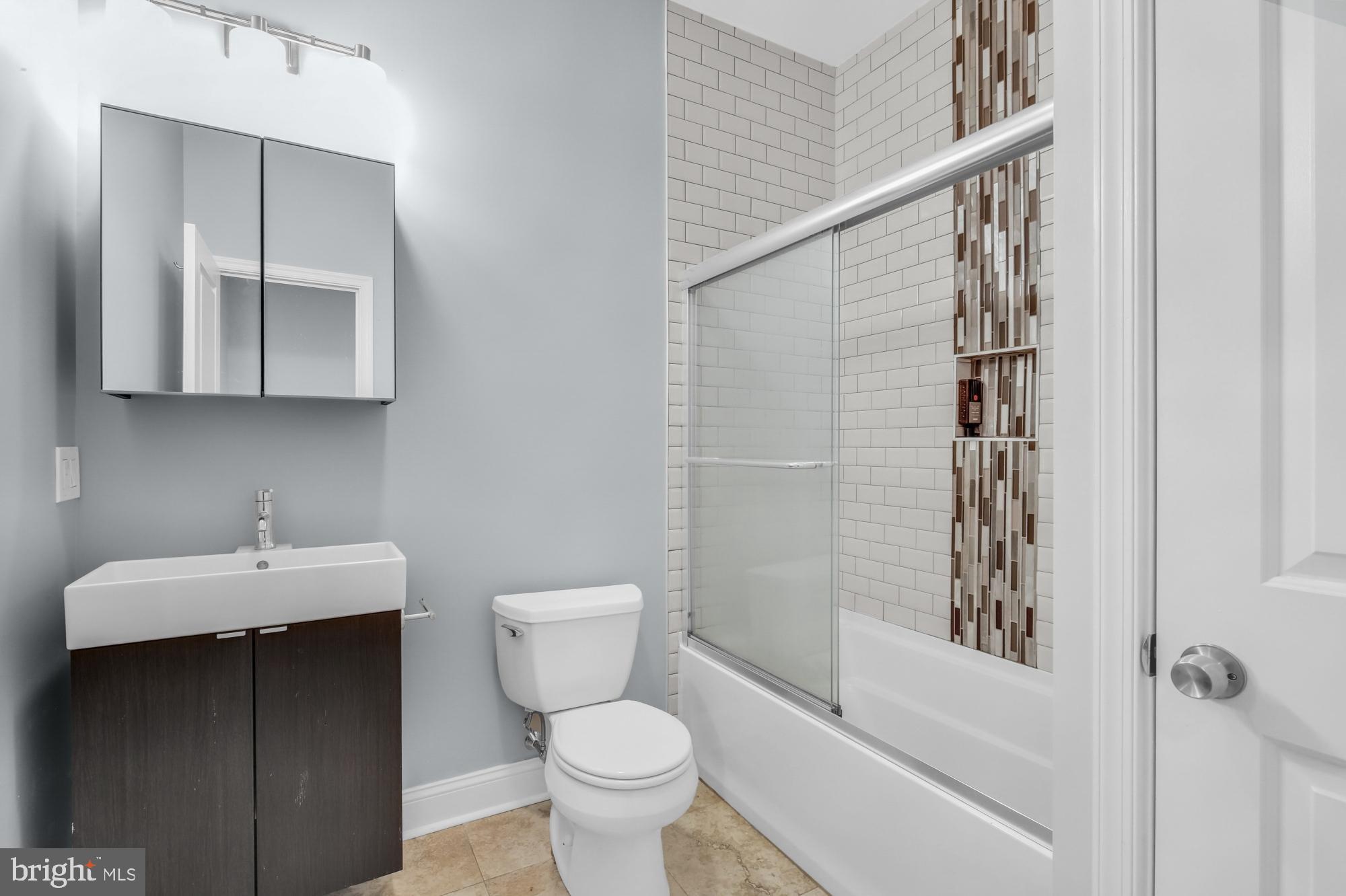 FISHTOWN - Residential Lease