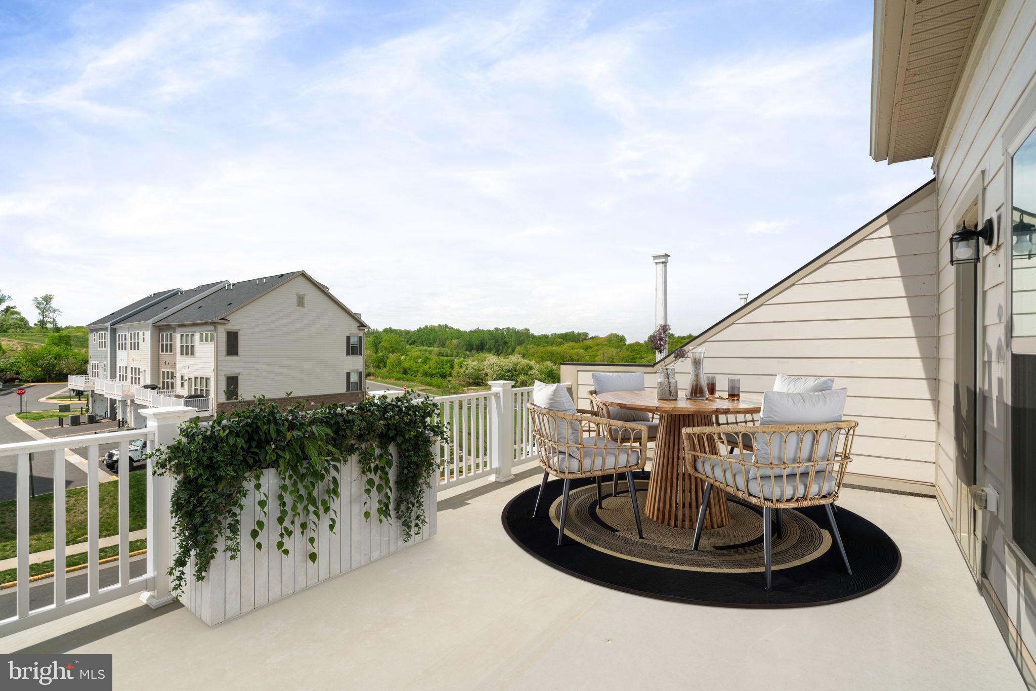 POTOMAC SHORES - Residential