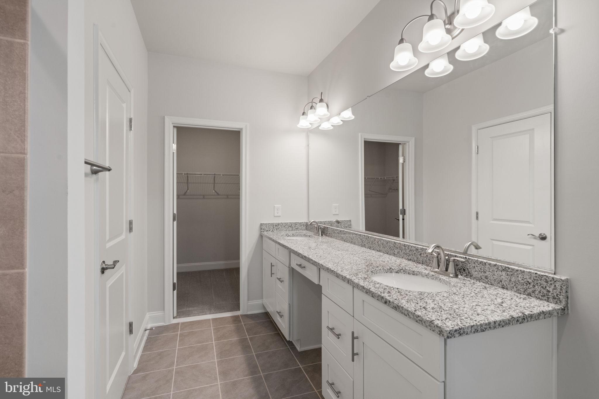 POTOMAC SHORES - Residential