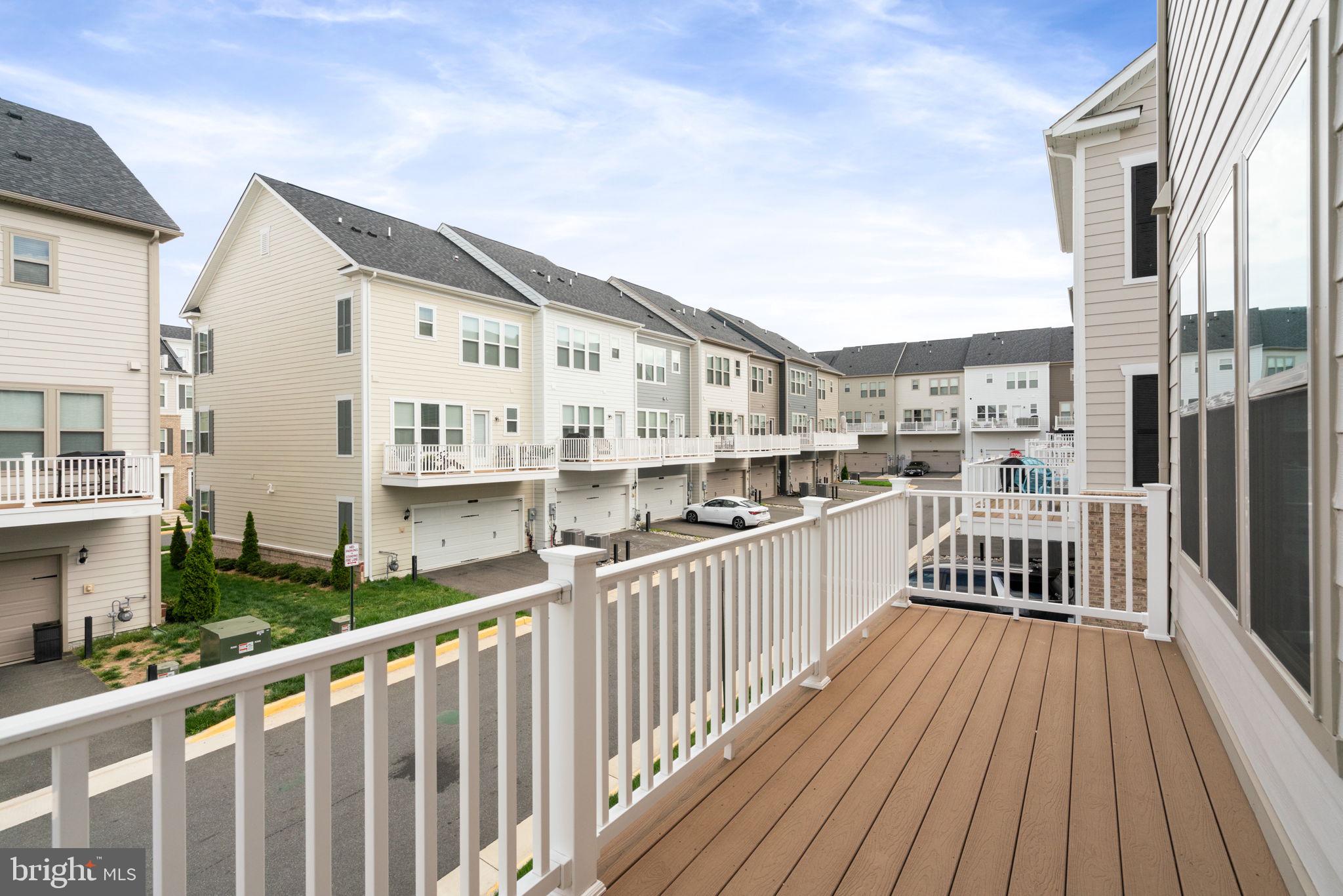 POTOMAC SHORES - Residential