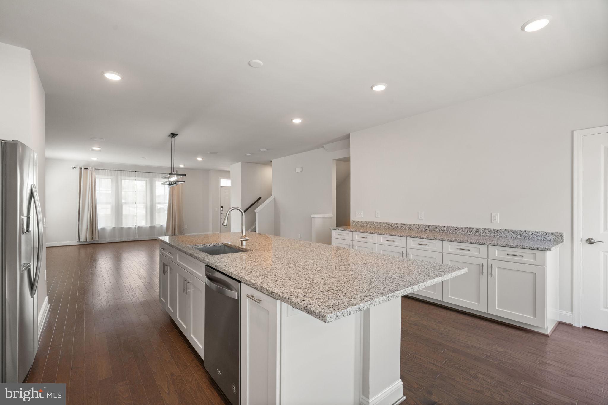 POTOMAC SHORES - Residential