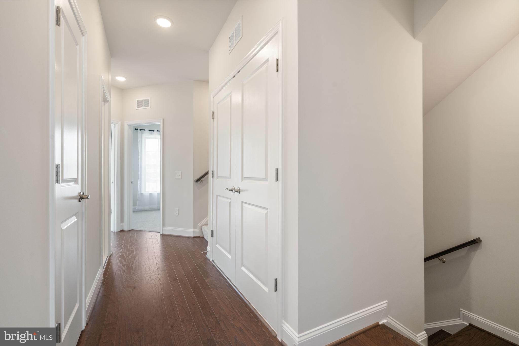 POTOMAC SHORES - Residential