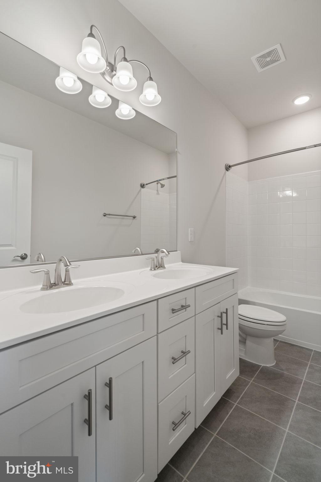 POTOMAC SHORES - Residential