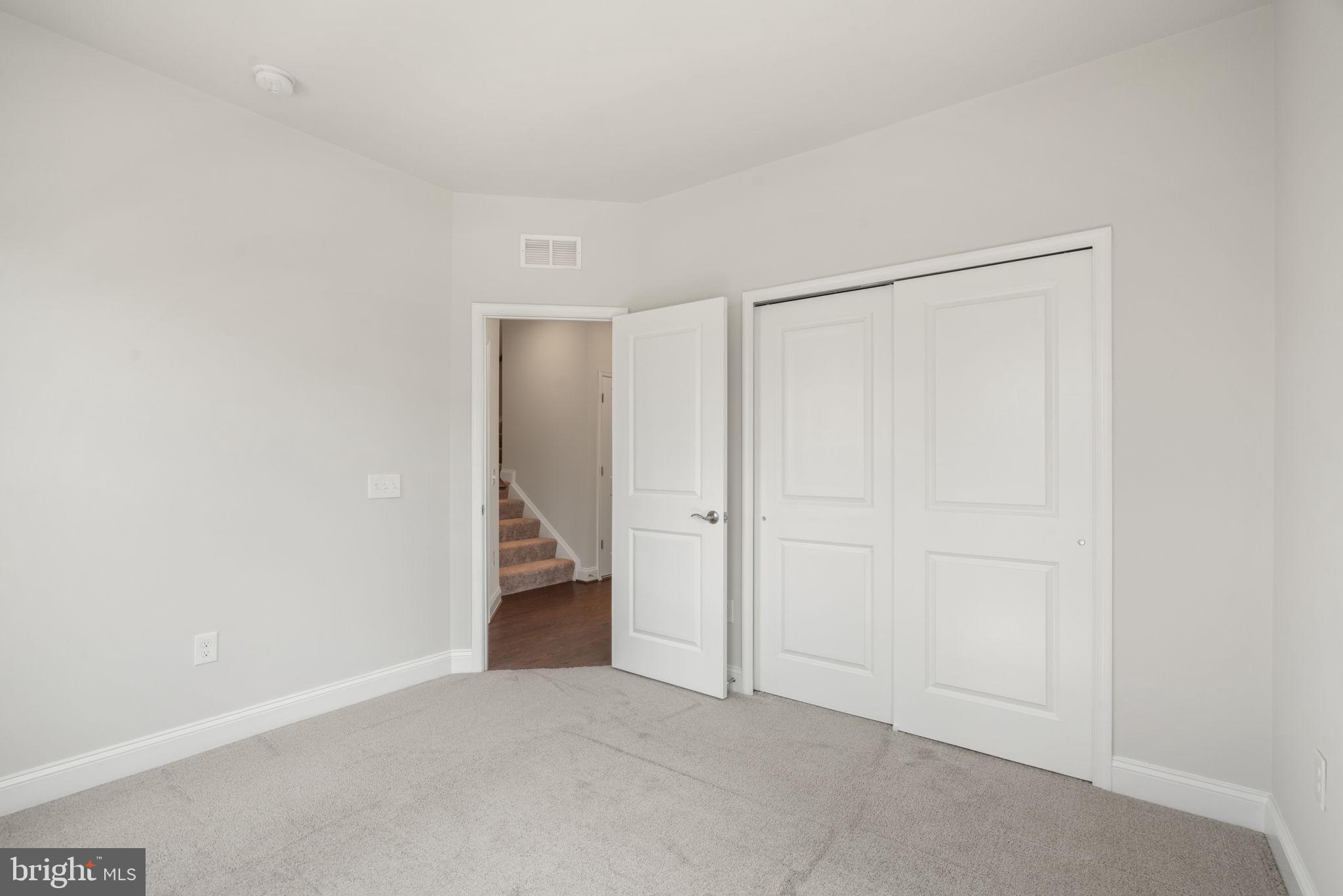 POTOMAC SHORES - Residential