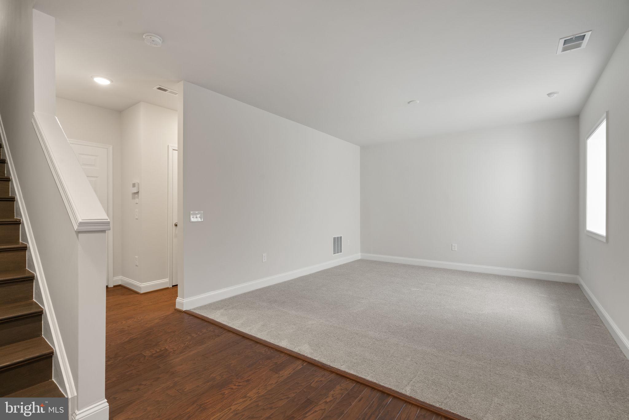 POTOMAC SHORES - Residential