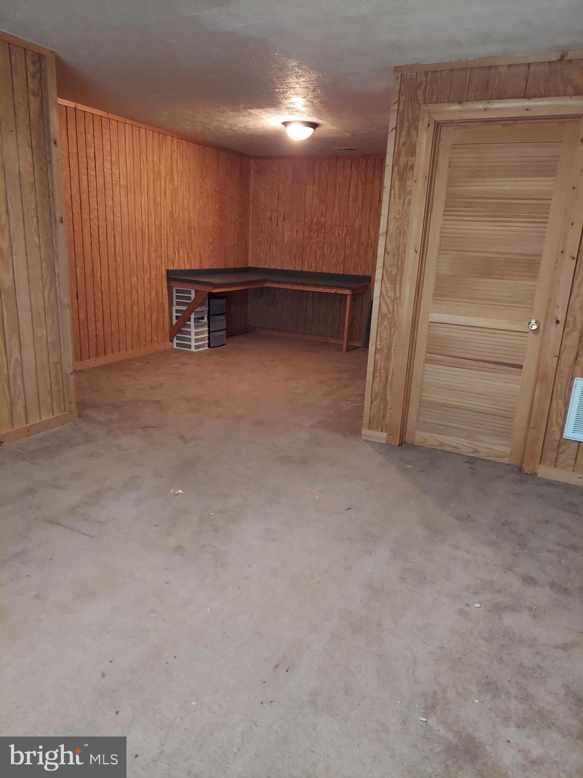 SHEN FARMS MT LAKE - Residential Lease