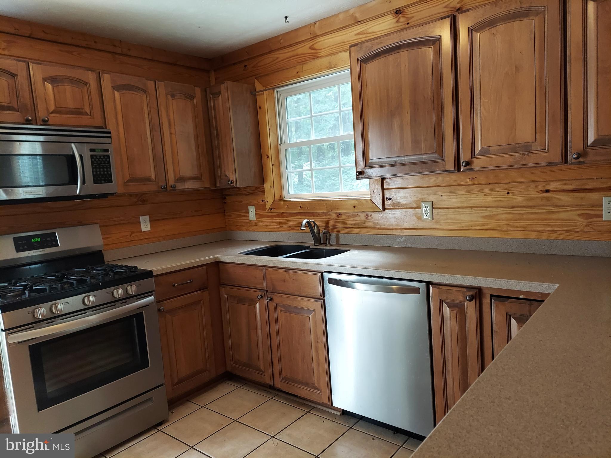 SHEN FARMS MT LAKE - Residential Lease