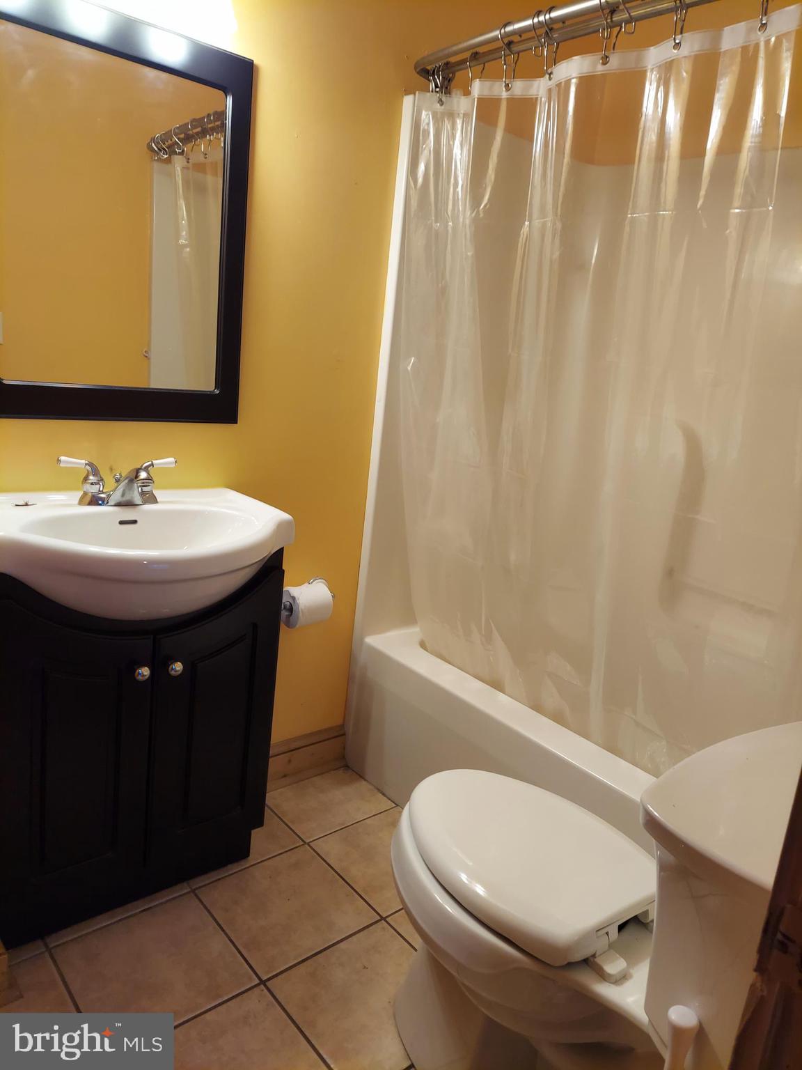 SHEN FARMS MT LAKE - Residential Lease