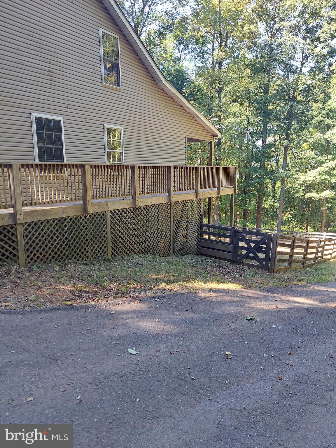 SHEN FARMS MT LAKE - Residential Lease