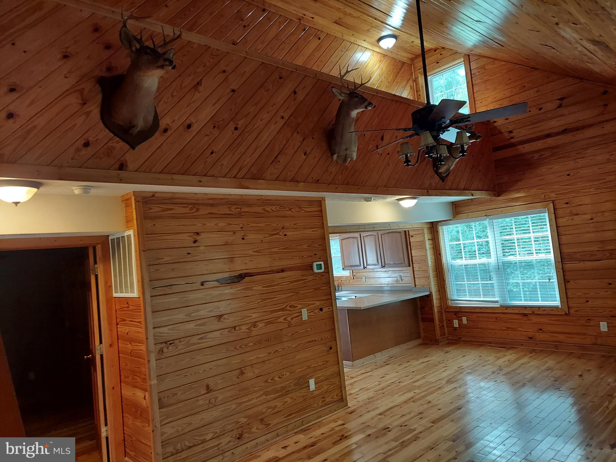 SHEN FARMS MT LAKE - Residential Lease