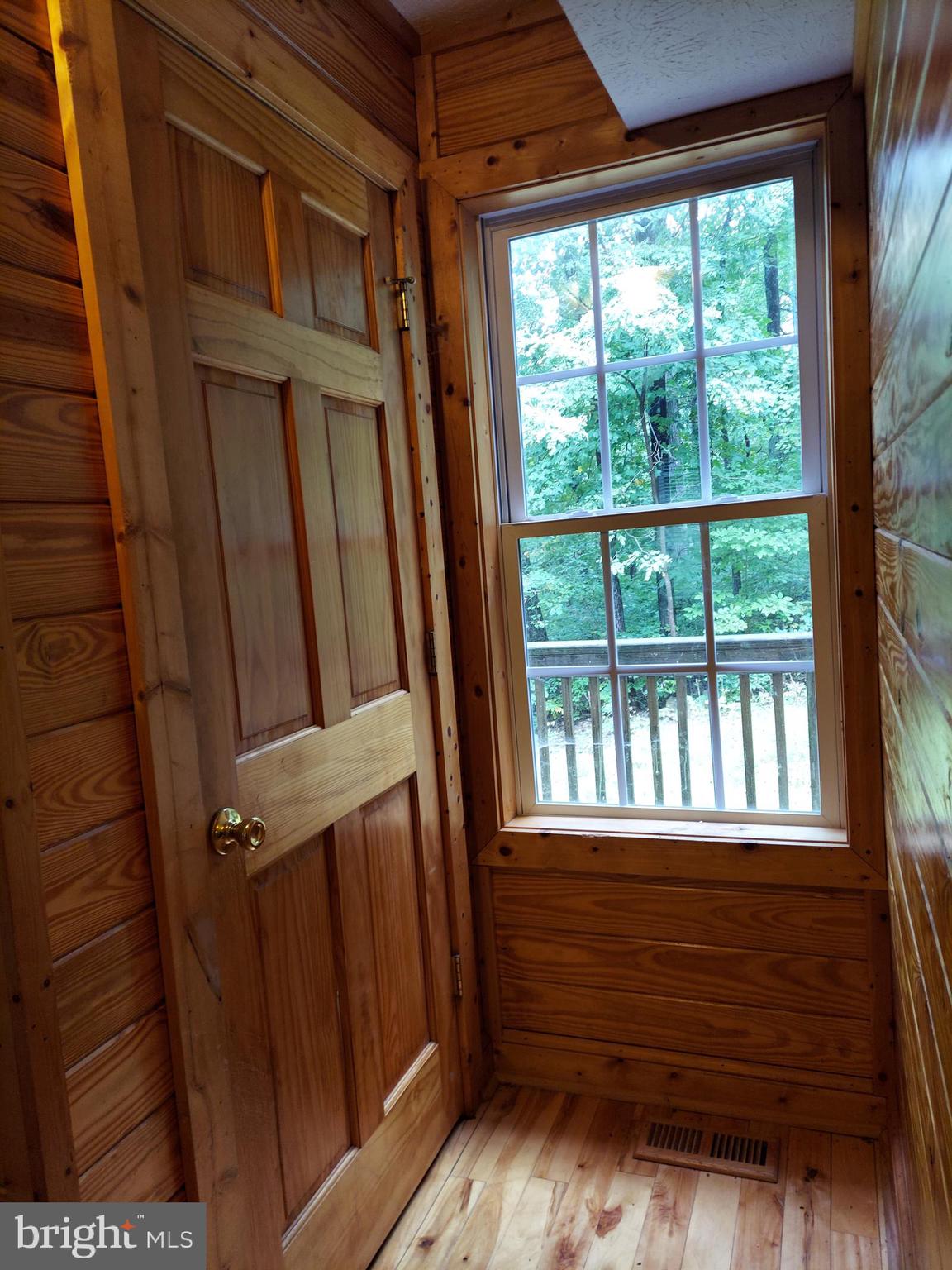 SHEN FARMS MT LAKE - Residential Lease