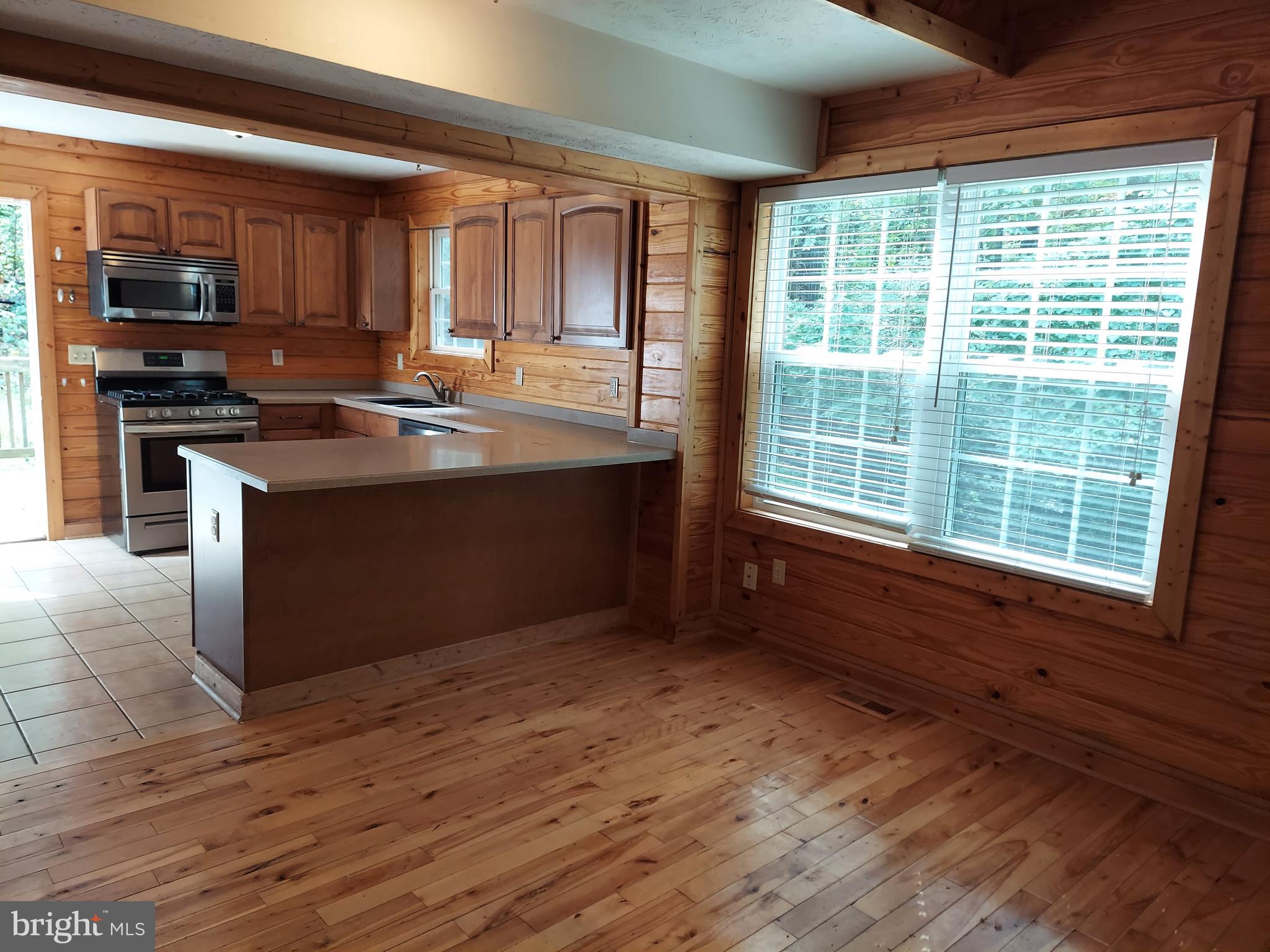 SHEN FARMS MT LAKE - Residential Lease