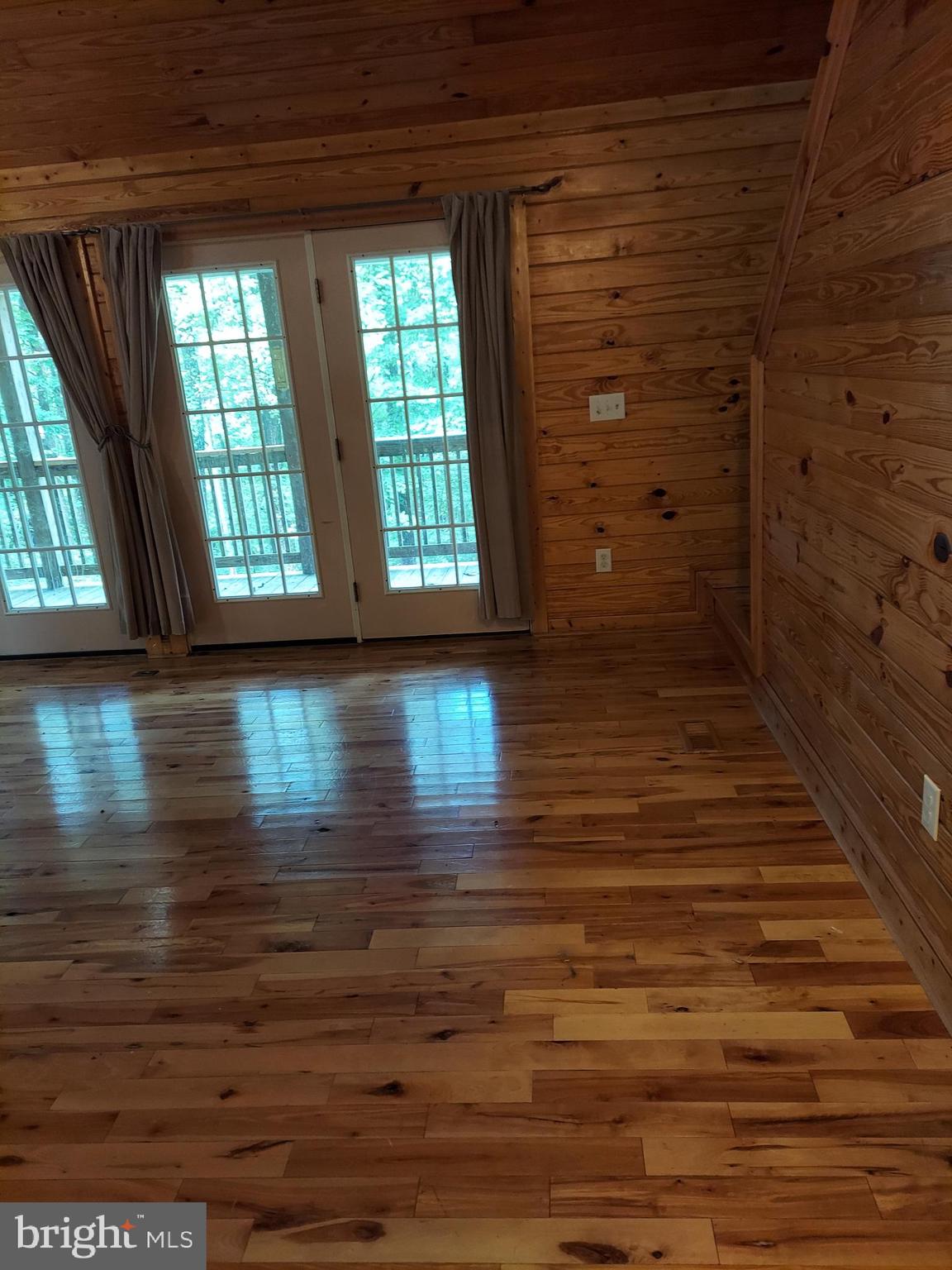 SHEN FARMS MT LAKE - Residential Lease