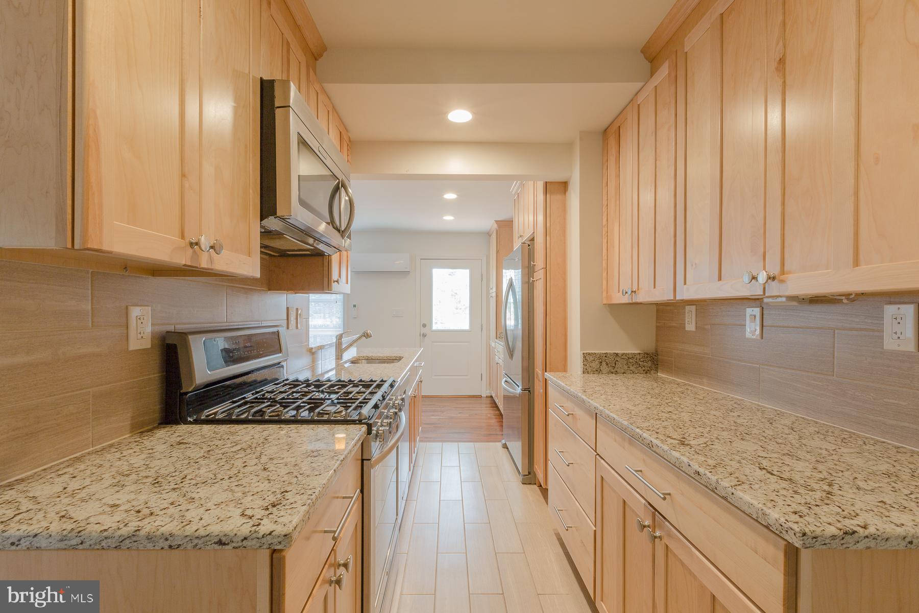 JEFFERSON MANOR - Residential Lease