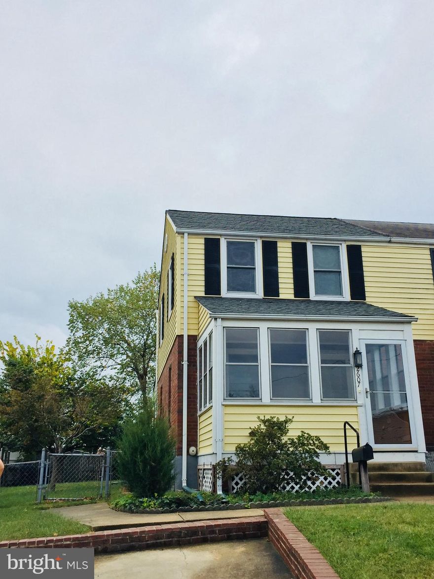 Approx. 1500 sq ft of living space; GREAT Location near Huntington Metro, walk to metro. Minutes to Old Town Alexandria. Quiet neighborhood, nearby parks. Walk to restaurants and shops. Easy access to 495 and Richmond Hwy. 15-minute drive to National Airport, easy drive to Ft. Belvoir. Fenced Yard. Completely remodeled delightful home! 3 Level duplex townhouse, 3 bedrooms, 2 full baths, finished basement with a new bathroom with tiled shower. Large new kitchen with stainless steel appliances, wood cabinets, and granite counters. Central Heating & AC, full-size washer and dryer. American Cherry hardwood floors throughout. 1 car parking in property front driveway, additional street parking.Utilities: Not included. Tenant is responsible for the utilities. No pets allowed.