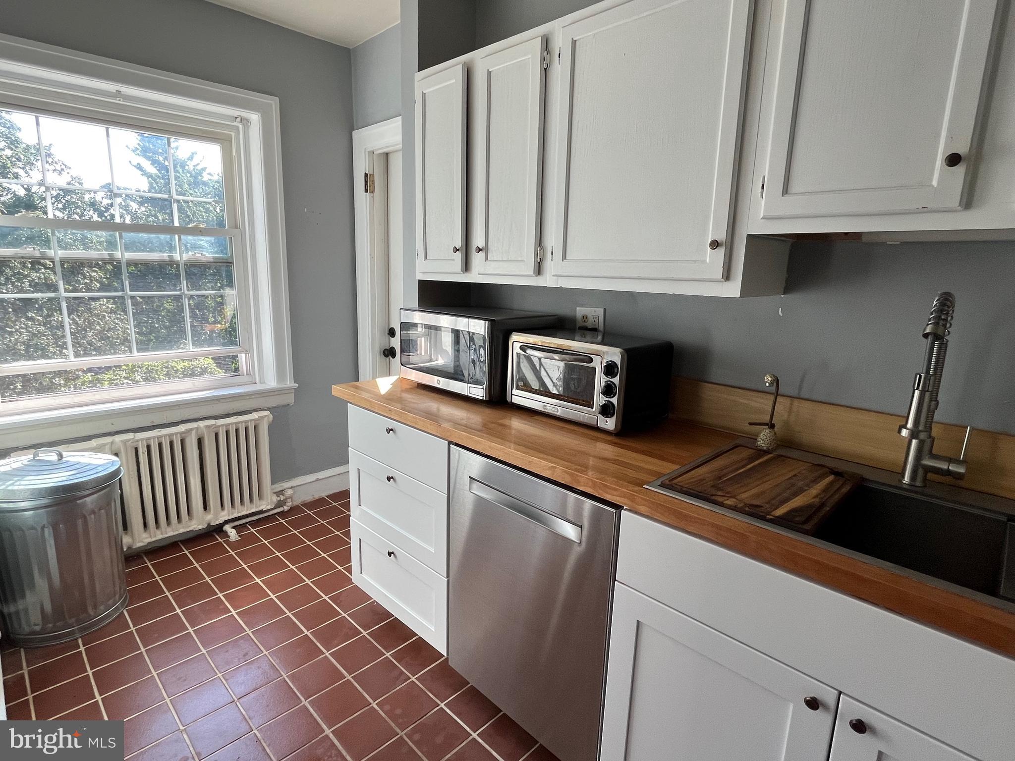 GERMANTOWN - Residential