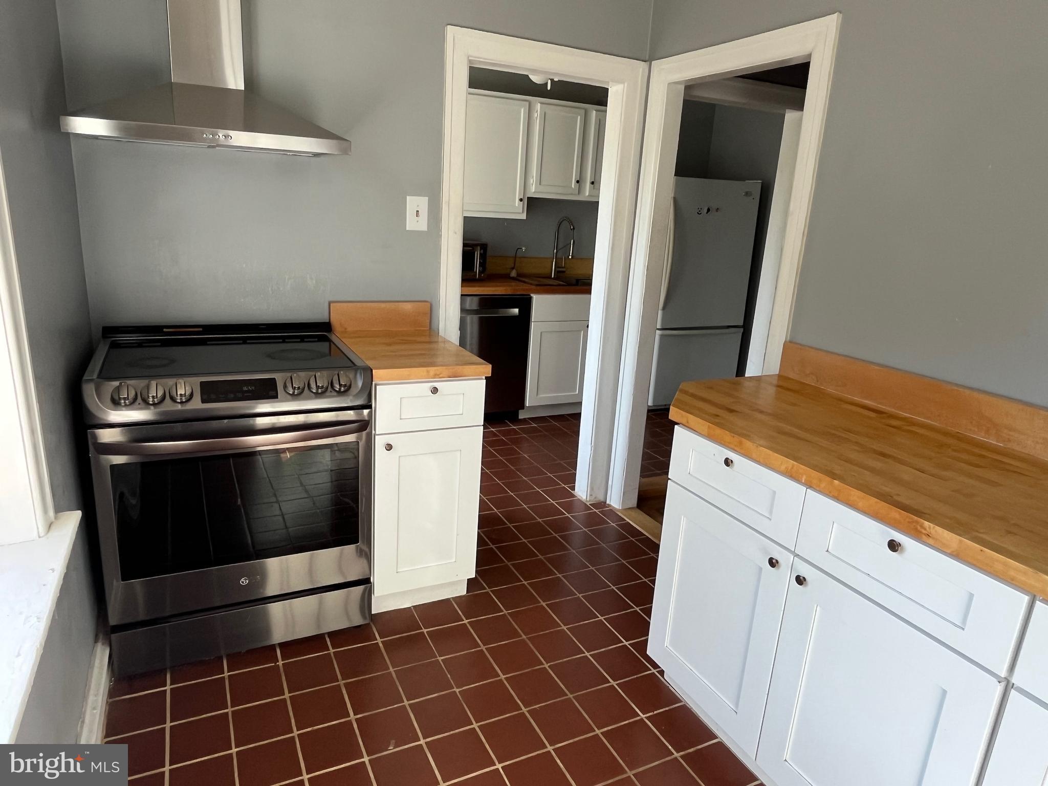 GERMANTOWN - Residential