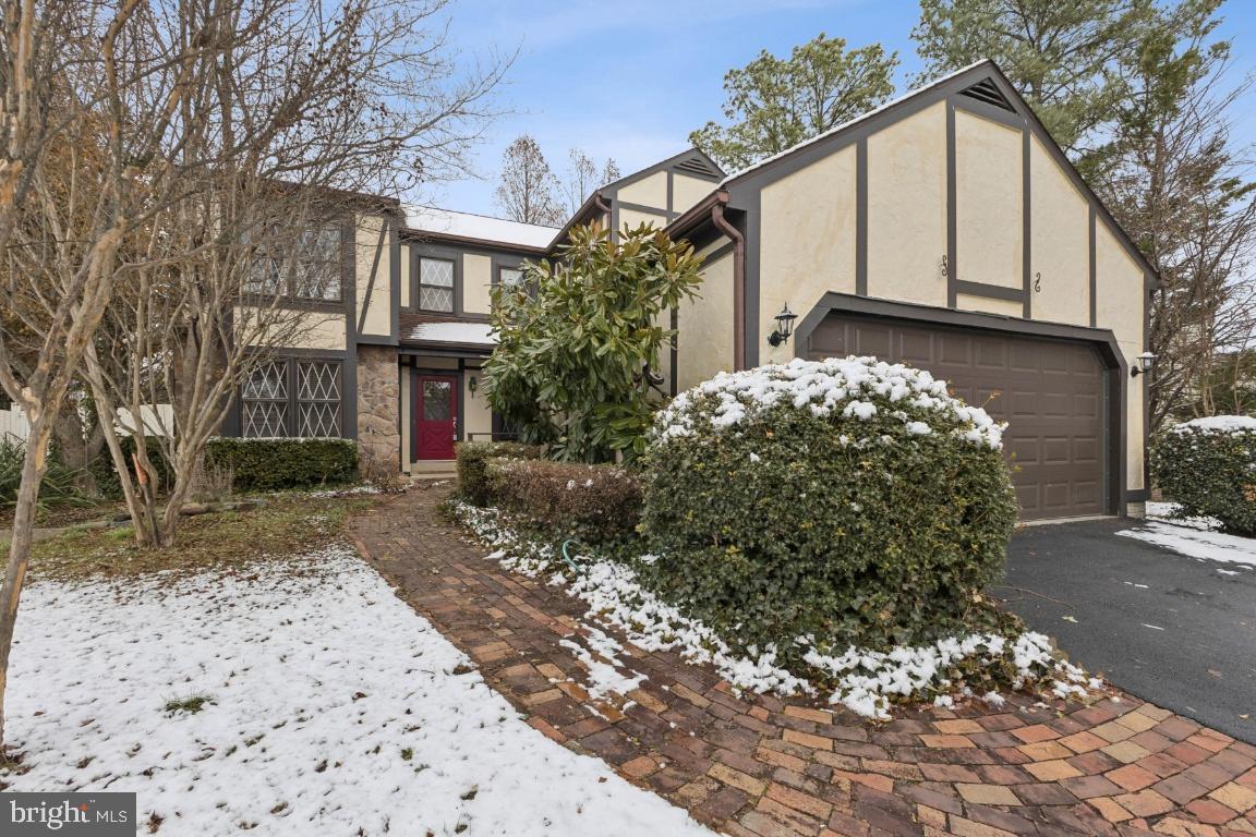 14422 COACHWAY DRIVE