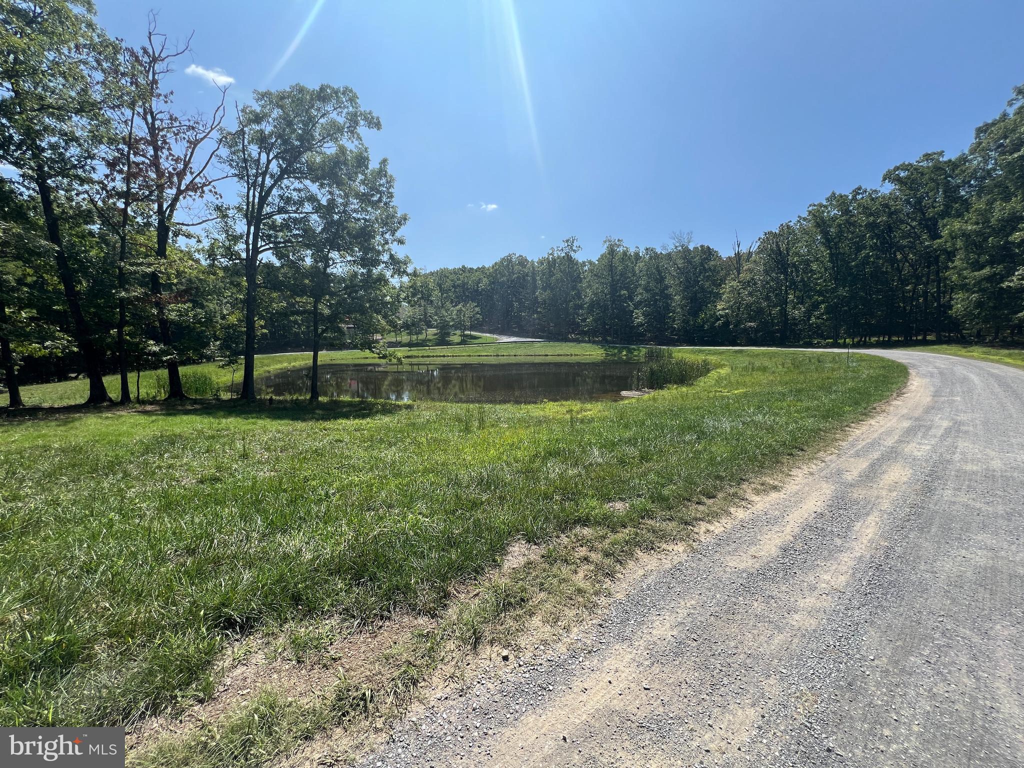 TWIN LAKES EAST - Land