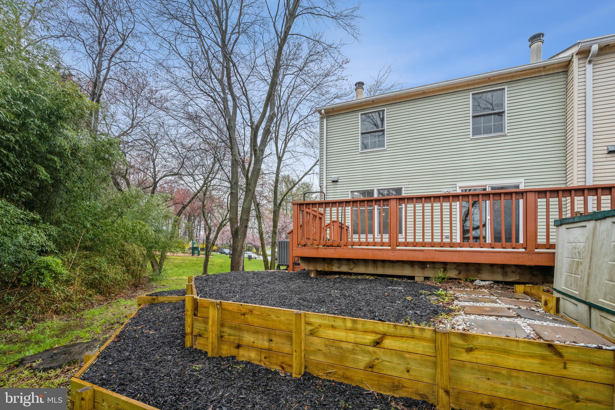 BEL PRE MANOR - Residential