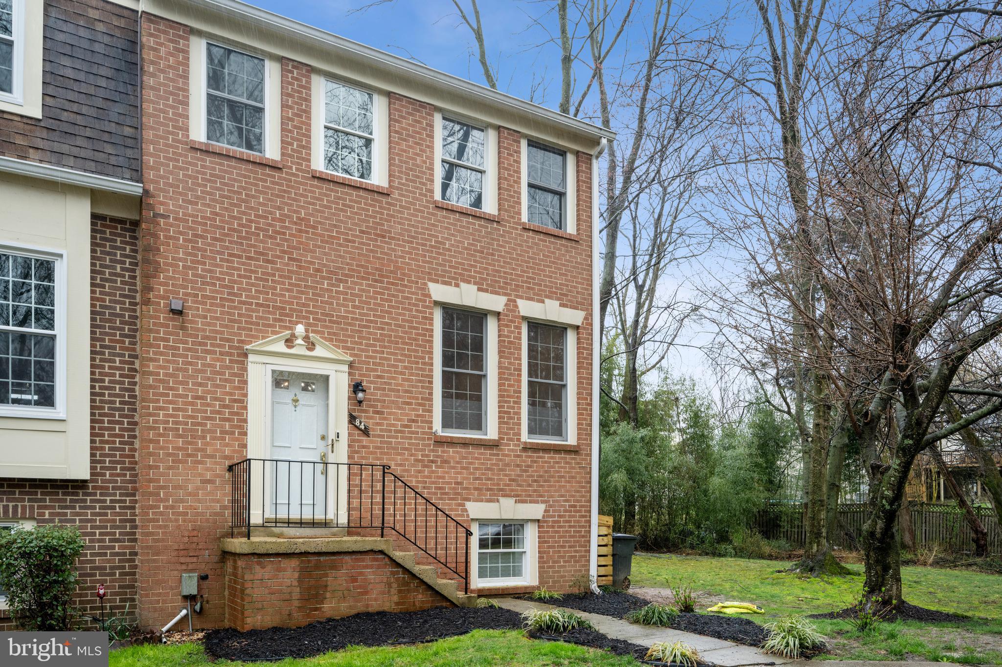 BEL PRE MANOR - Residential