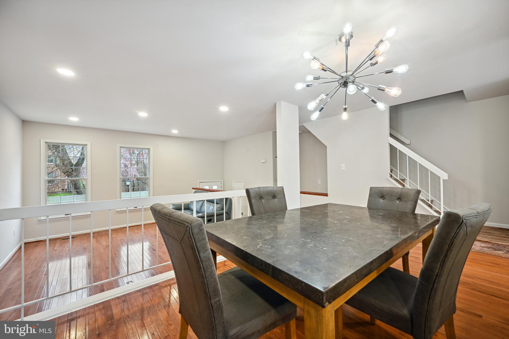 BEL PRE MANOR - Residential