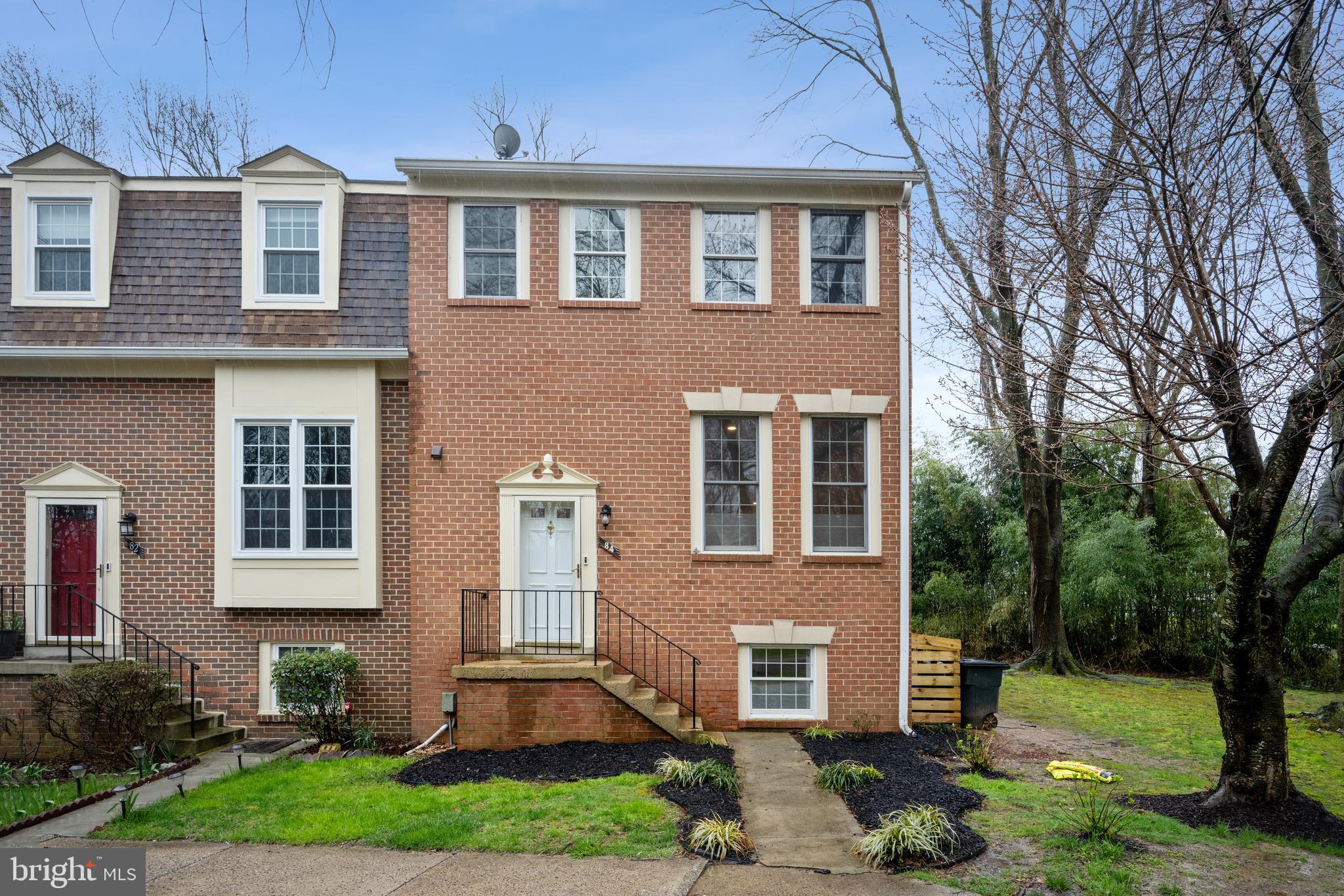 BEL PRE MANOR - Residential