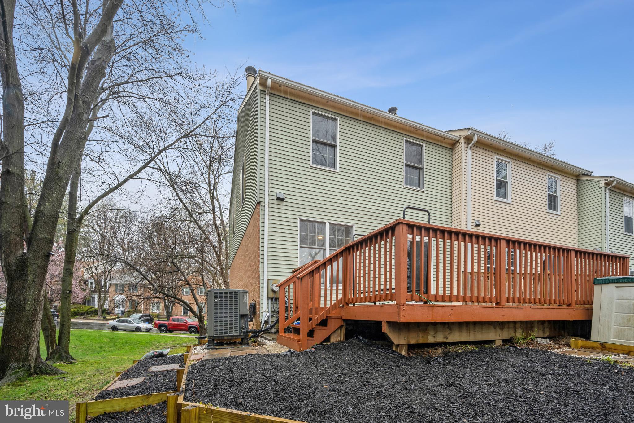 BEL PRE MANOR - Residential