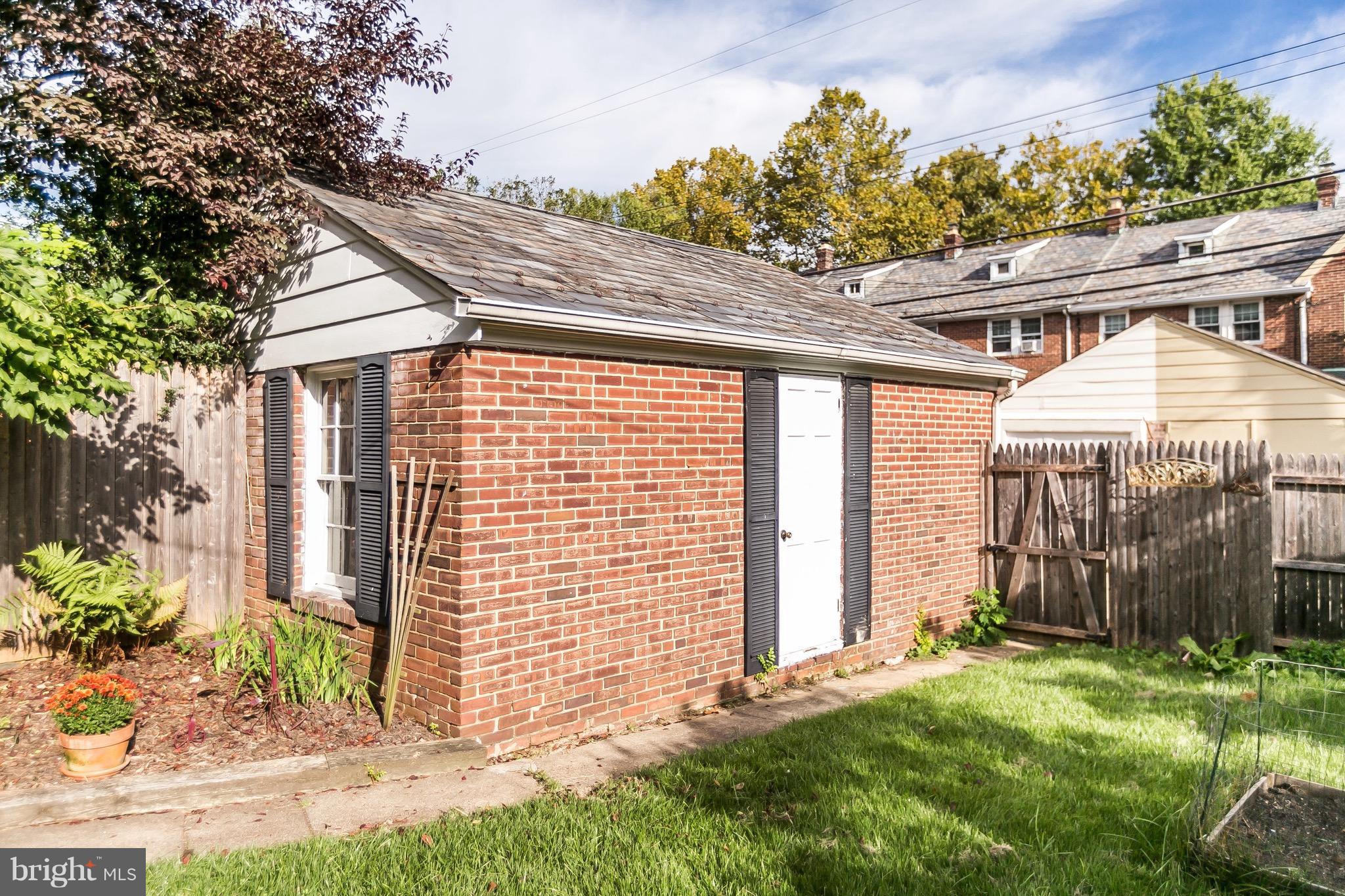 RODGERS FORGE - Residential