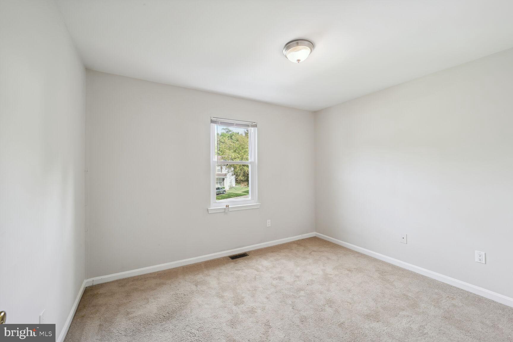 HAMPSHIRE - Residential