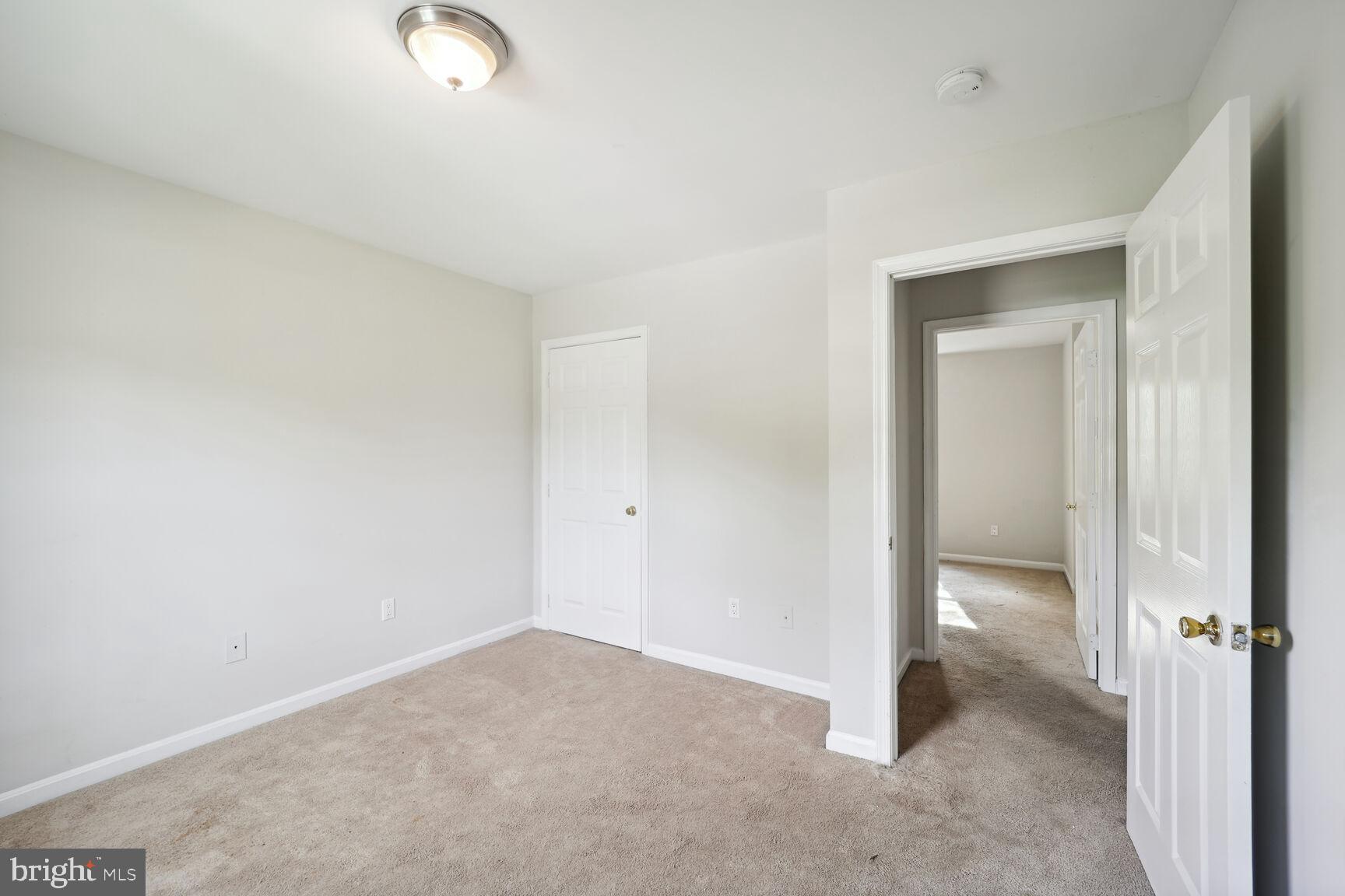 HAMPSHIRE - Residential