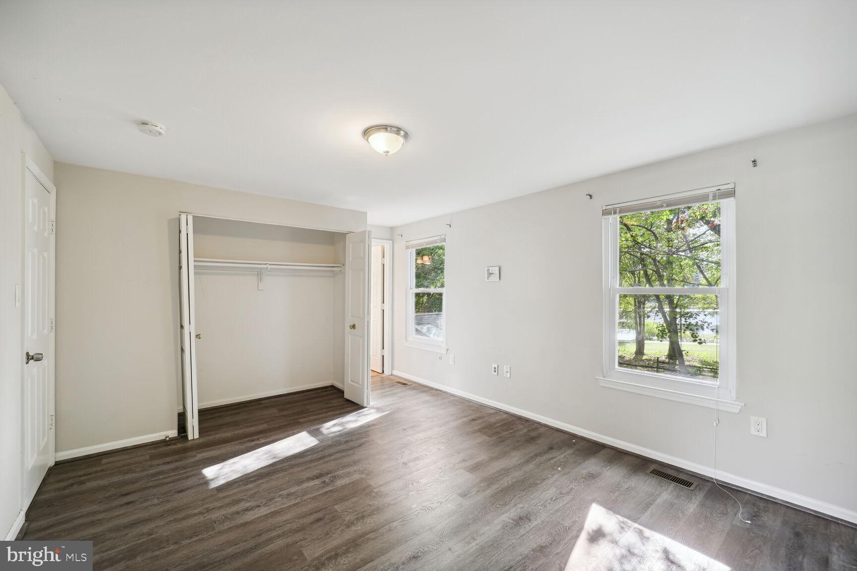 HAMPSHIRE - Residential