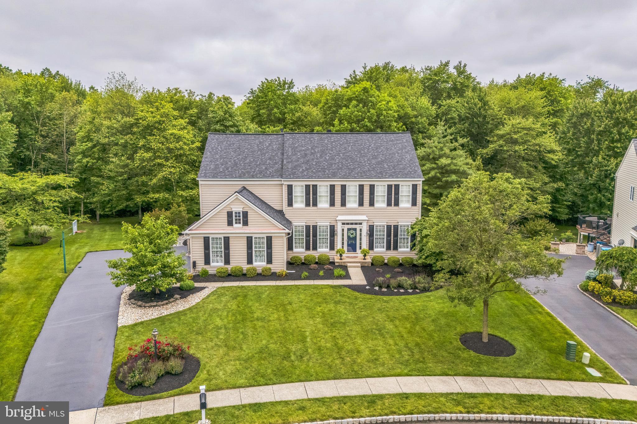 CHESTNUT CREEK - Residential