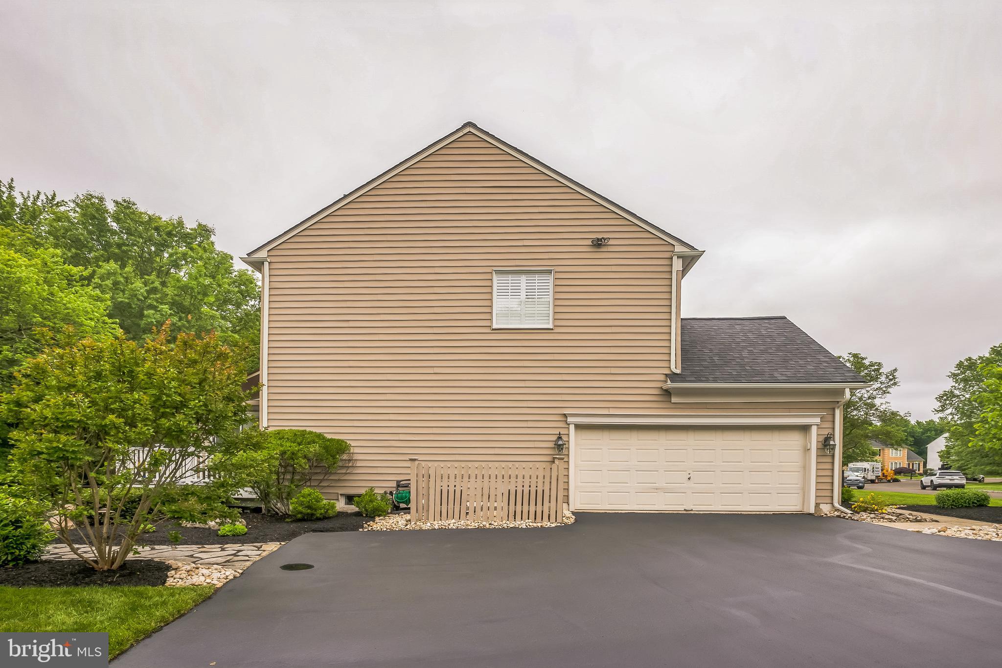 CHESTNUT CREEK - Residential