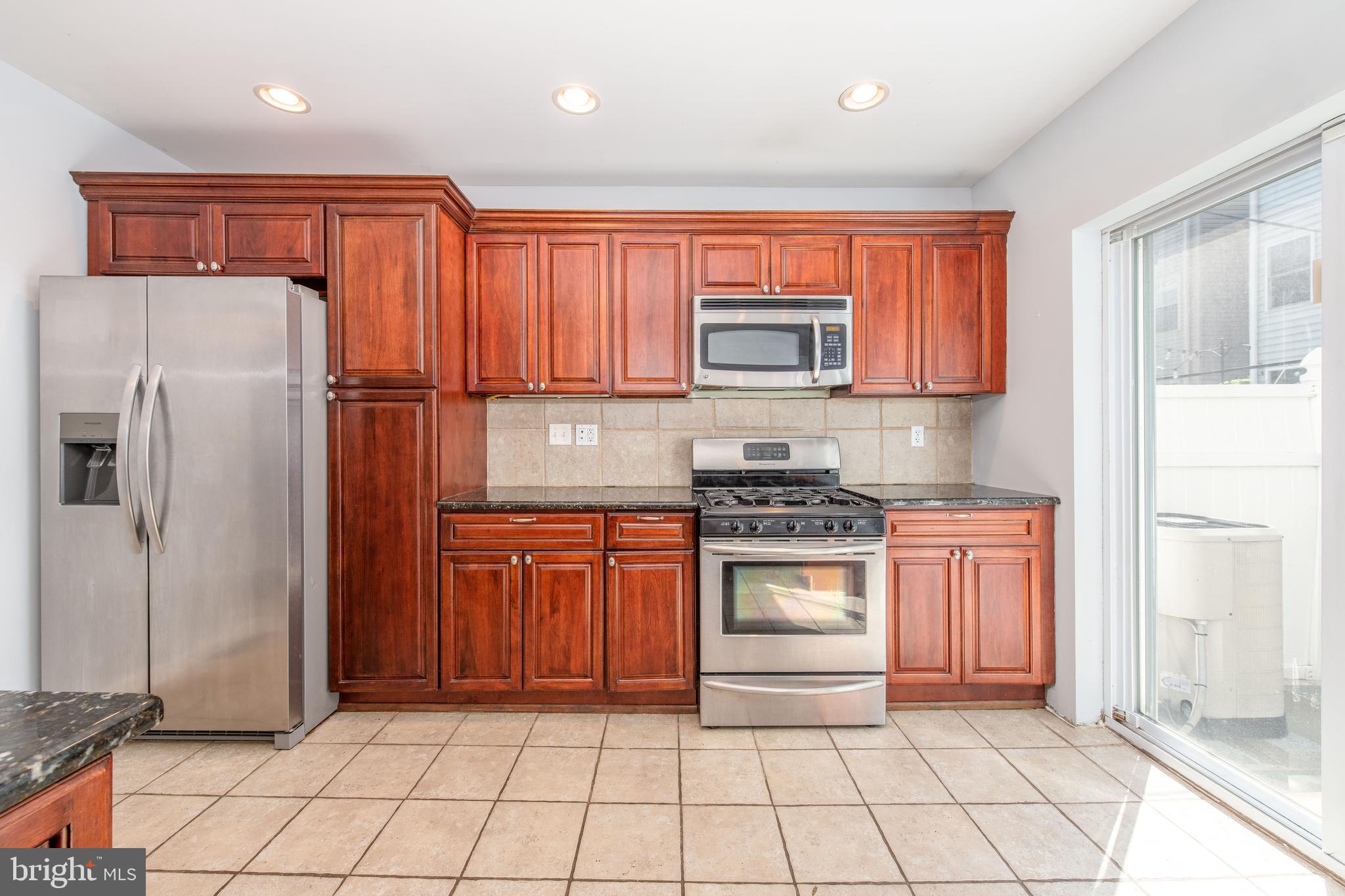 GRADUATE HOSPITAL - Residential