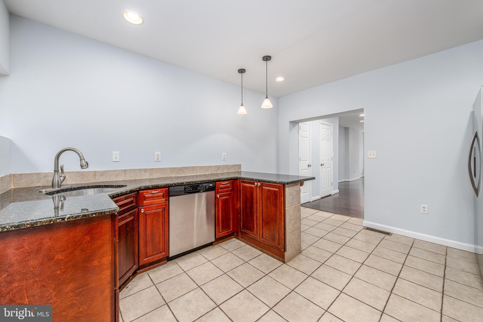 GRADUATE HOSPITAL - Residential