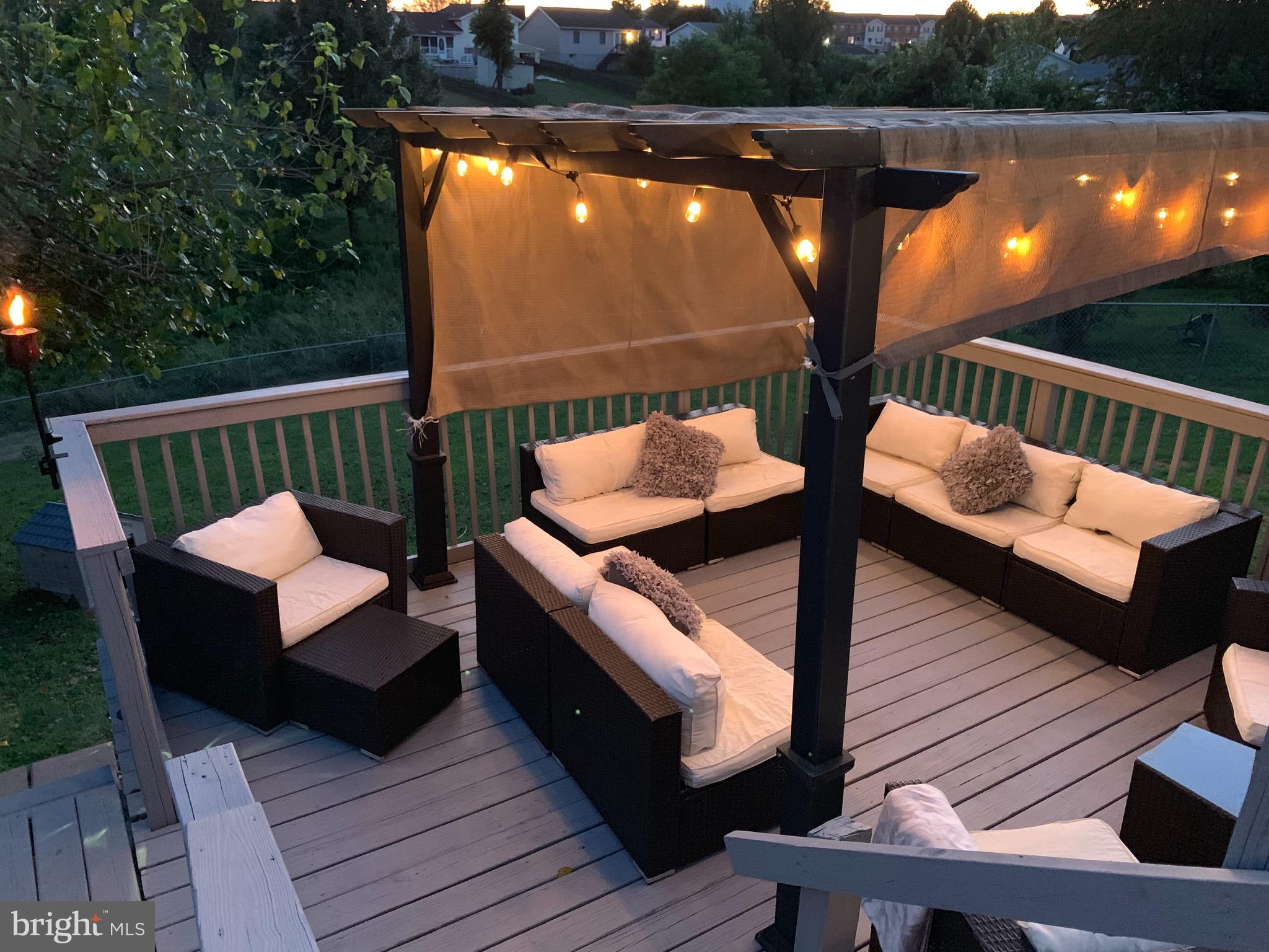 OPEQUON MEADOWS - Residential