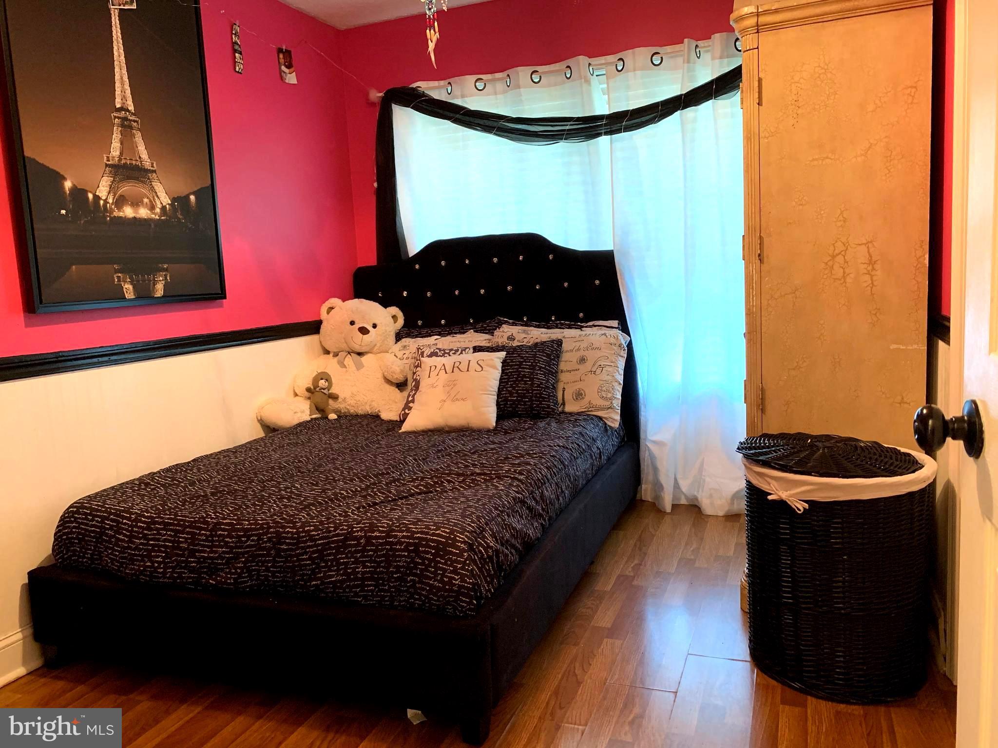 OPEQUON MEADOWS - Residential