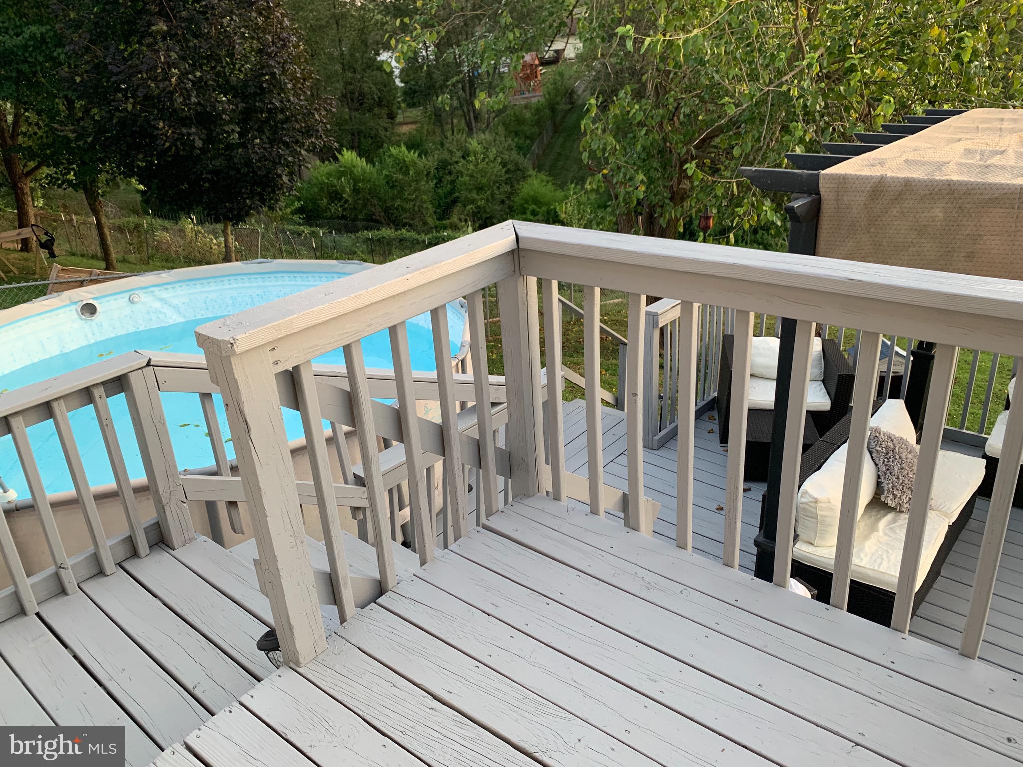 OPEQUON MEADOWS - Residential