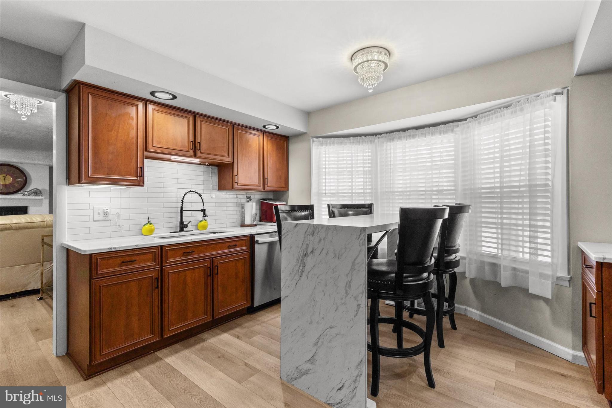 SHERWOOD FOREST - Residential