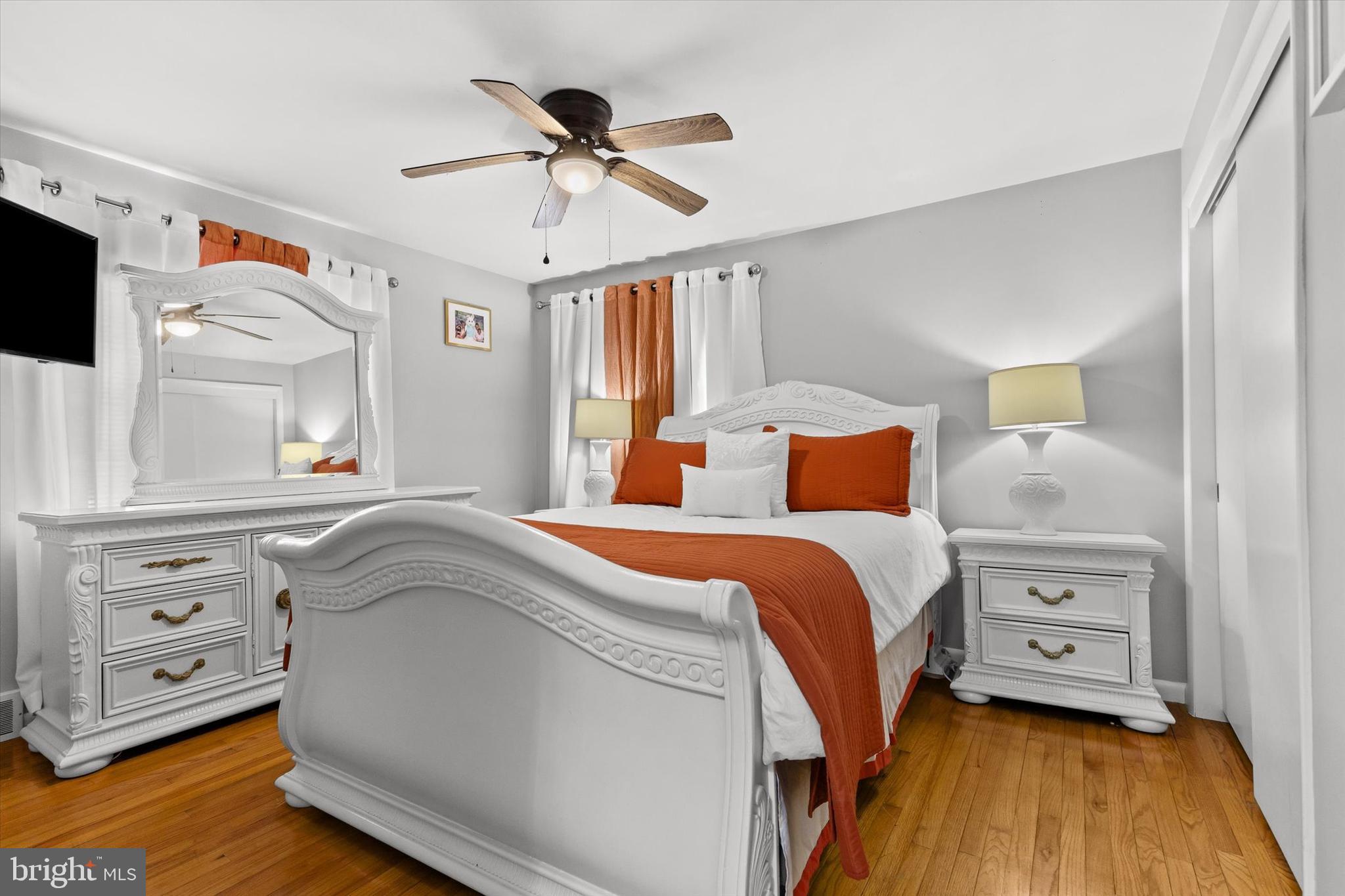 SHERWOOD FOREST - Residential