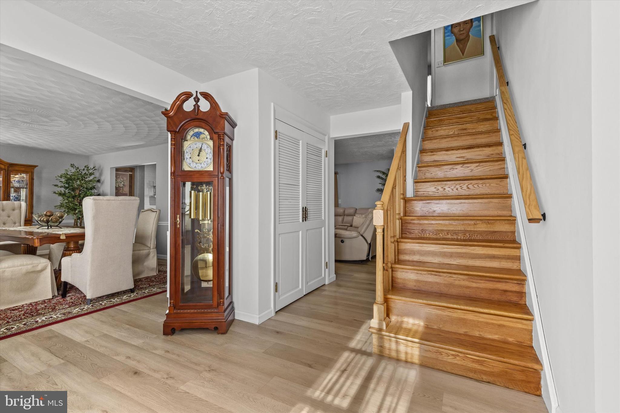 SHERWOOD FOREST - Residential