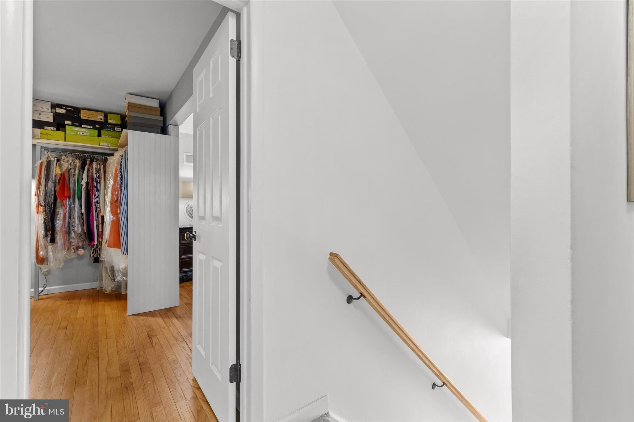 SHERWOOD FOREST - Residential