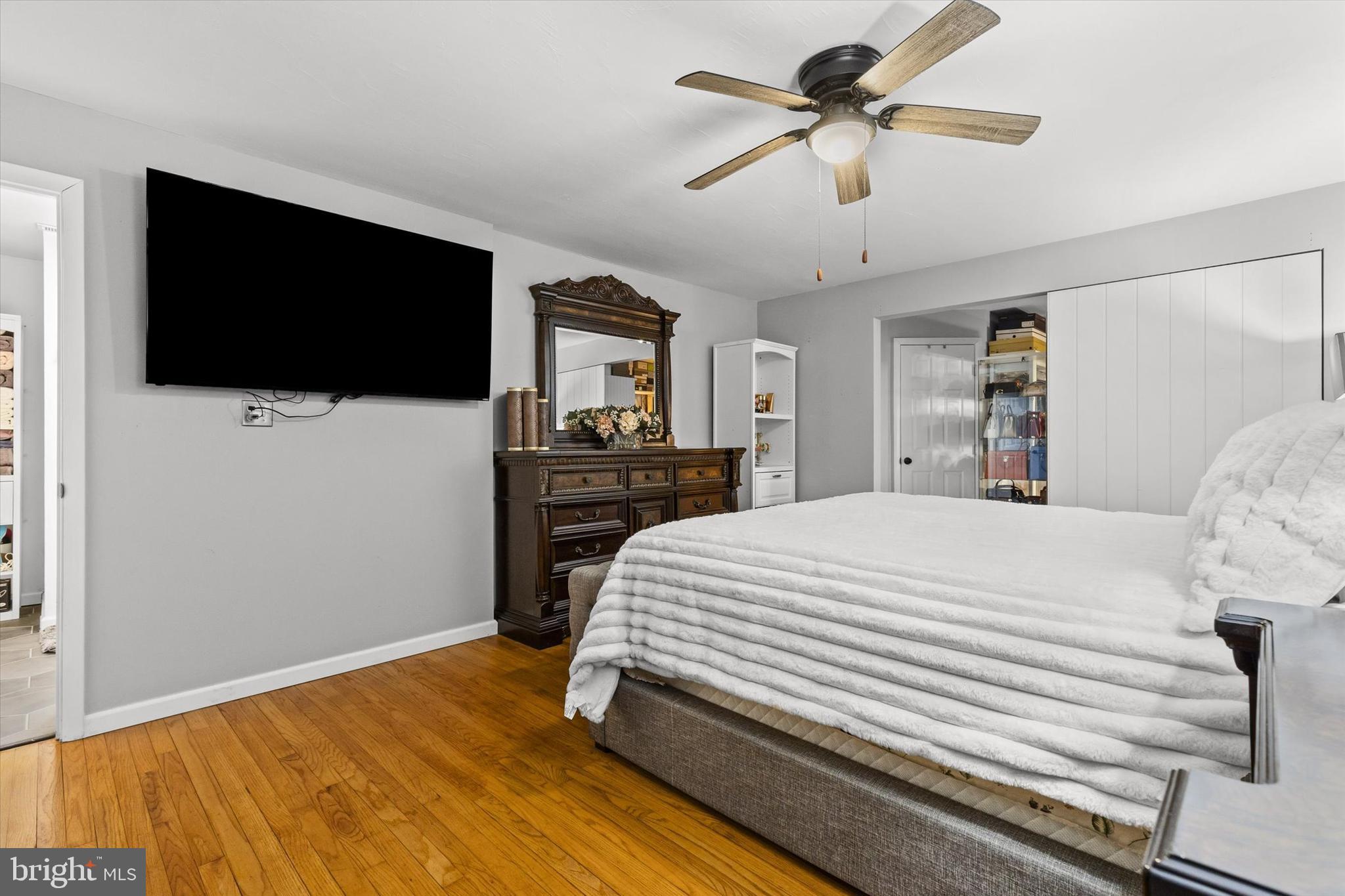 SHERWOOD FOREST - Residential