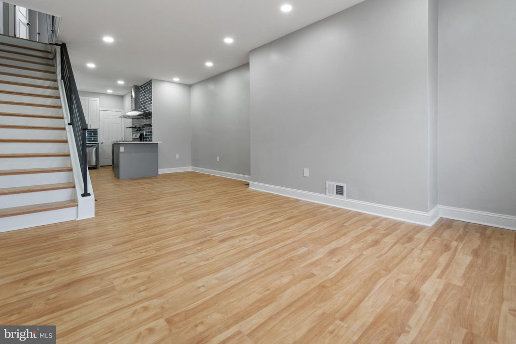Photo of 726 Mountain Street, PHILADELPHIA, PA 19148 (MLS # PAPH2591638)