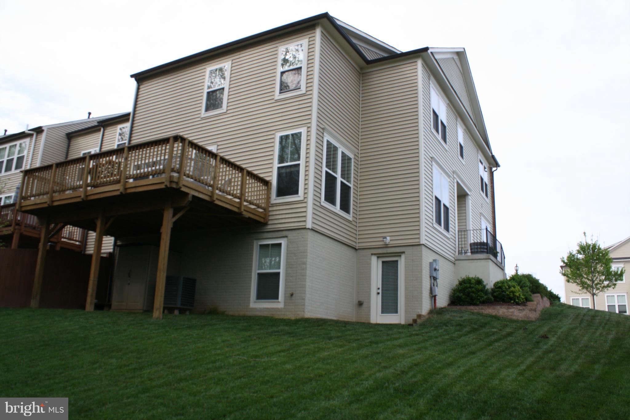 PEMBROOKE - Residential