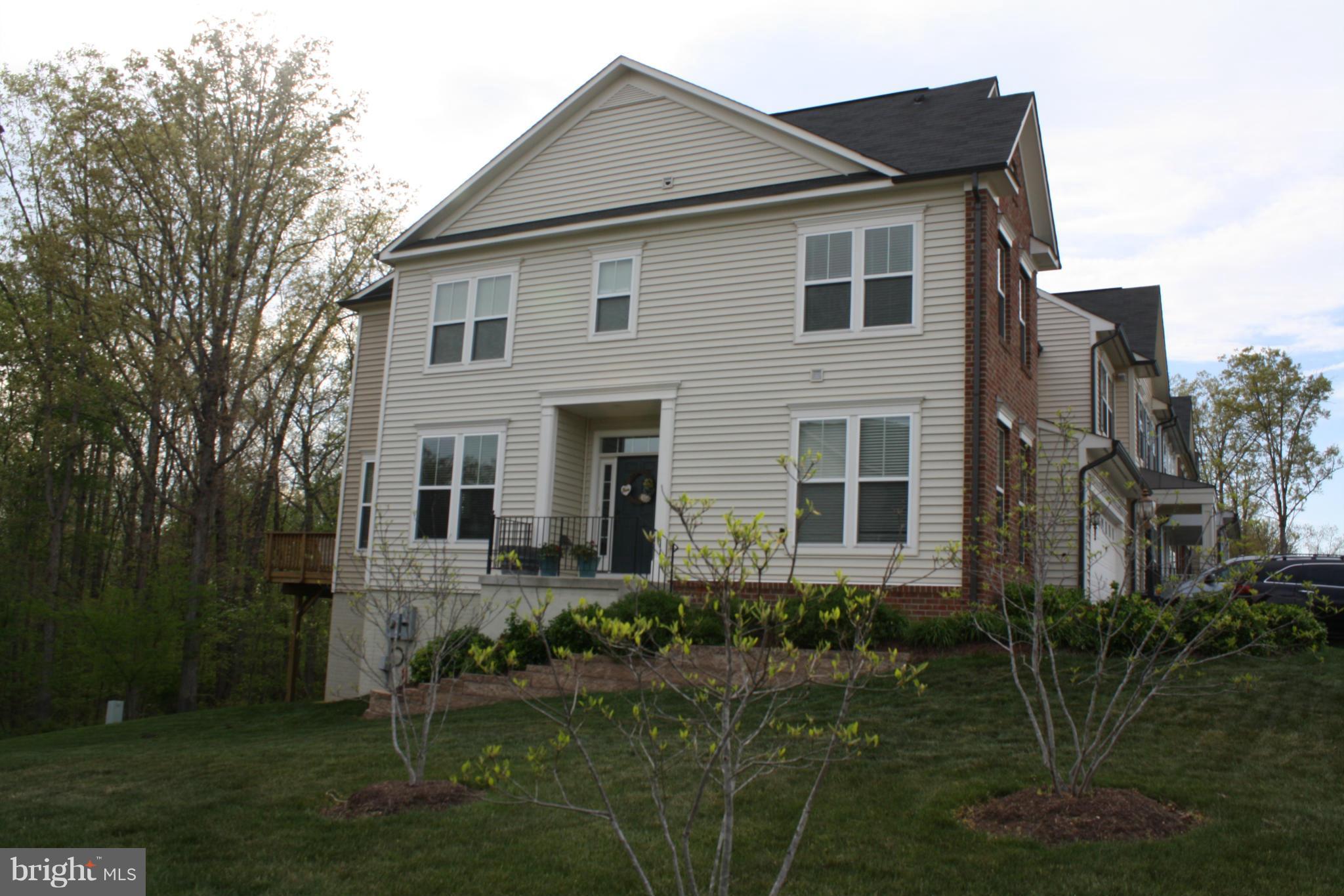 PEMBROOKE - Residential