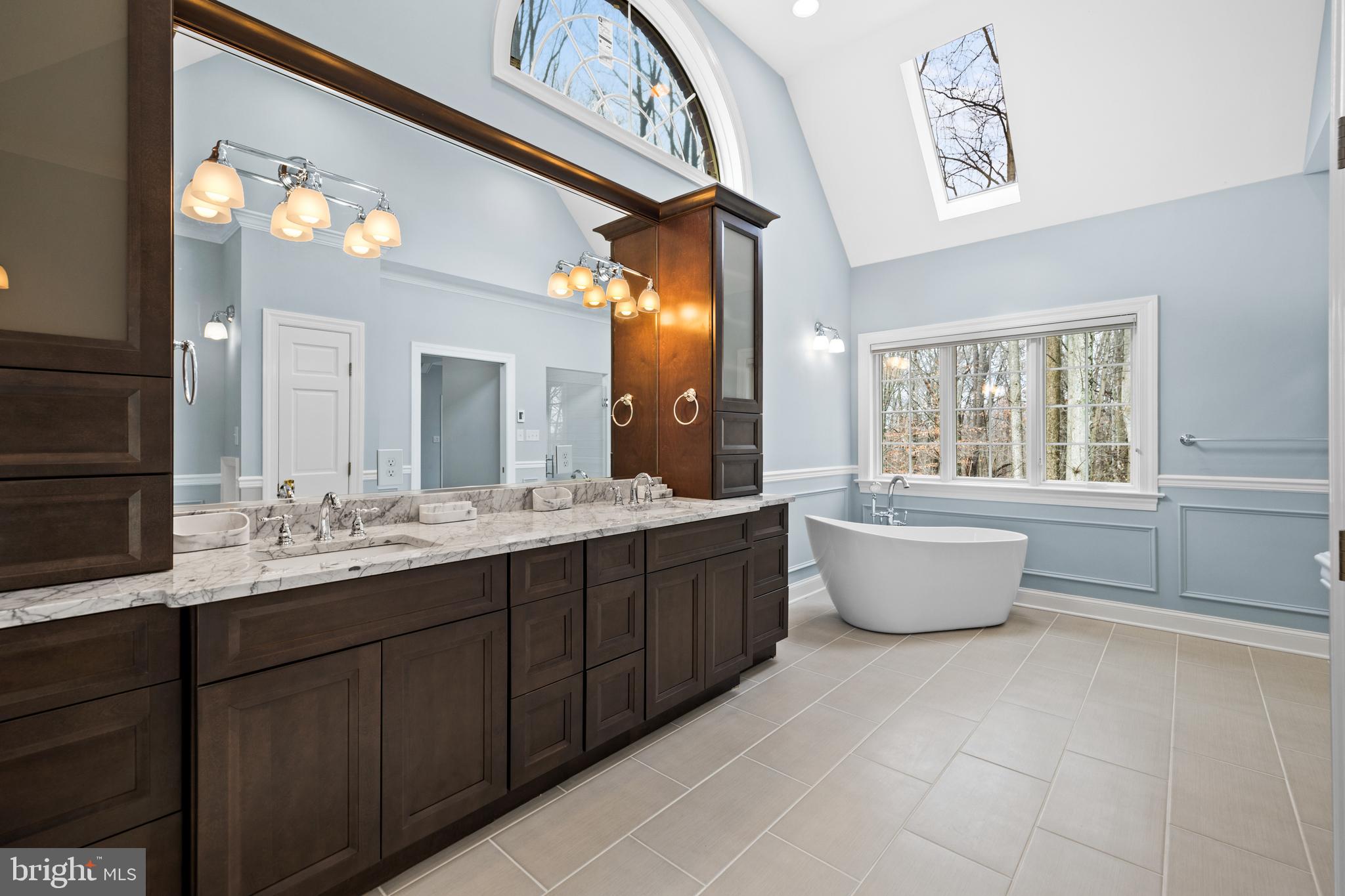 BROOKFIELD - Residential