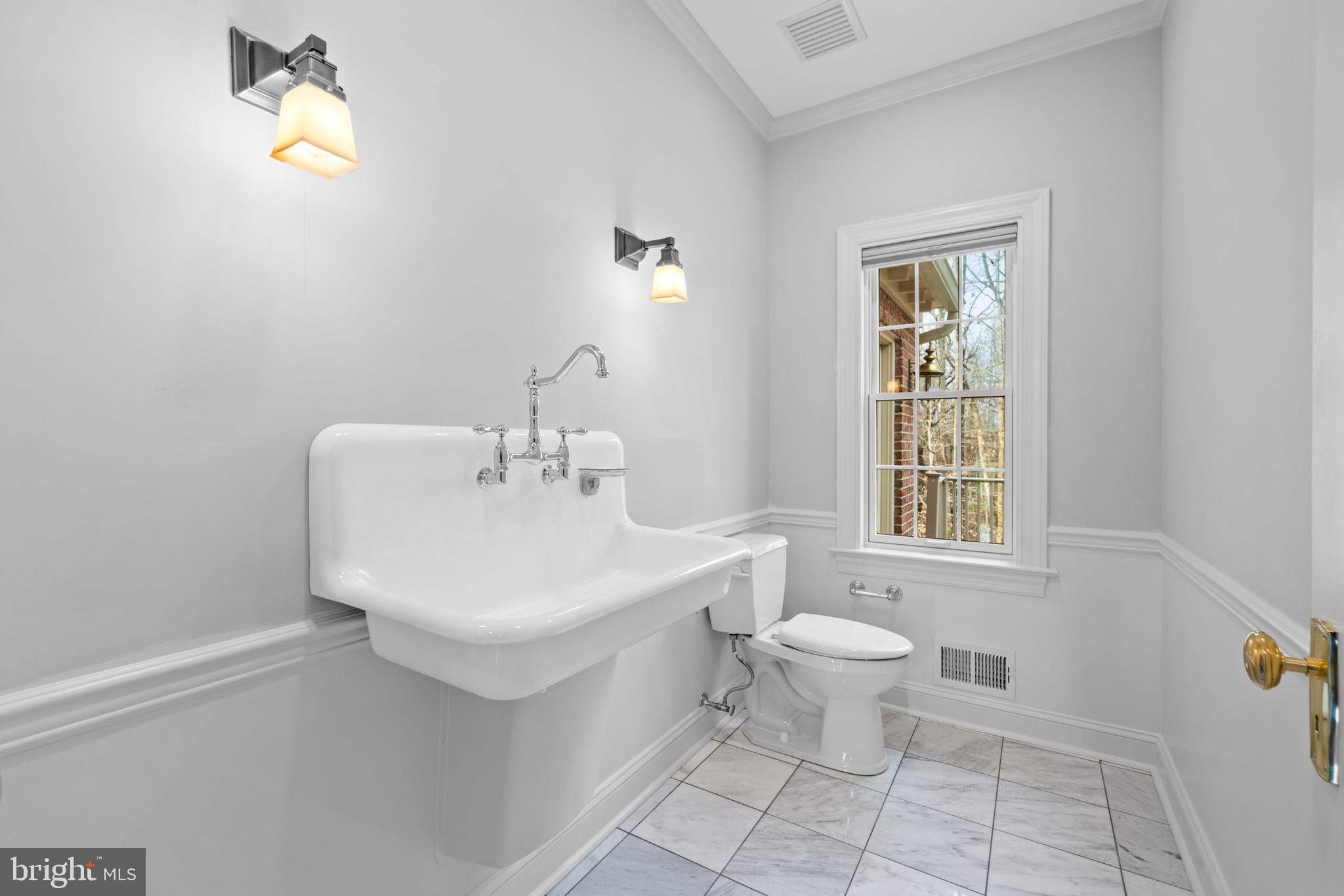 BROOKFIELD - Residential