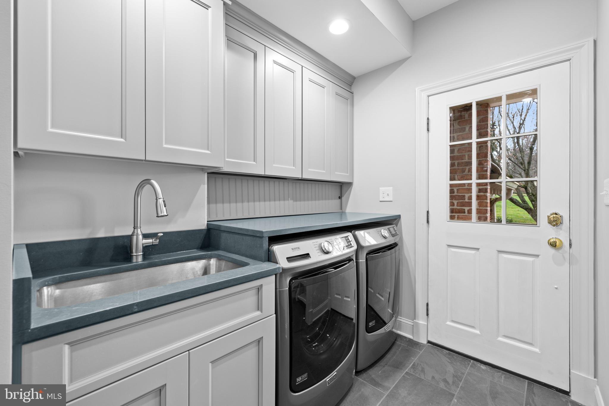 BROOKFIELD - Residential